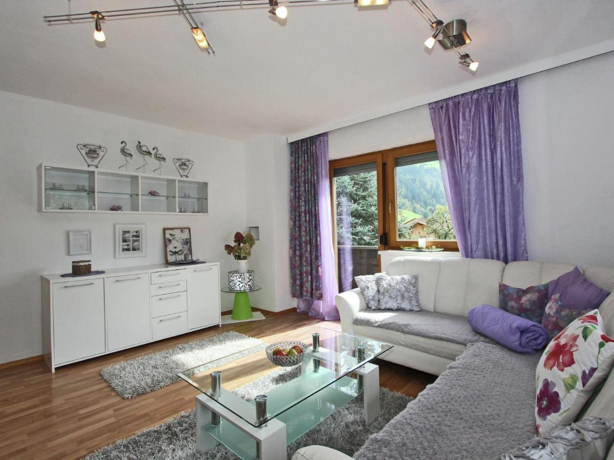 Spacious Apartment In Stumm Tyrol With Balcony Bagian luar foto